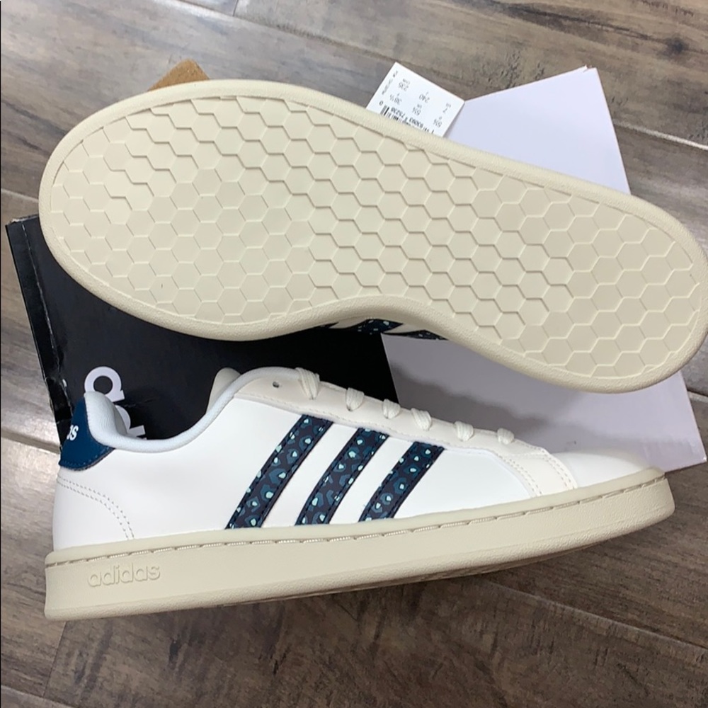 ADIDAS GRAND COURT women’s shoes - Picture 3 of 16